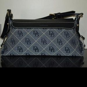 Dooney & Bourke shoulder bag